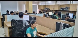 Why Choose an Offline CAD or Design Engineering Course Over an Online Course?